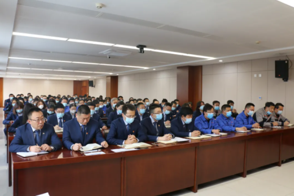 开云官方站网页版-开云online(中国)
召开2021年工作总结表彰暨2022年工作安排部署会议(图6)