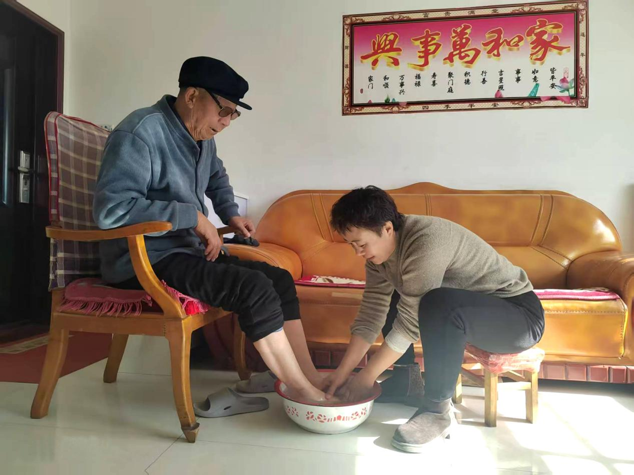 中共开云官方站网页版-开云online(中国)
委员会关于对2024年度“产投榜样”进行公示的公告(图5)